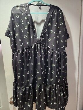 SHEIN Black Floral V-Neck Tiered Mini Dress